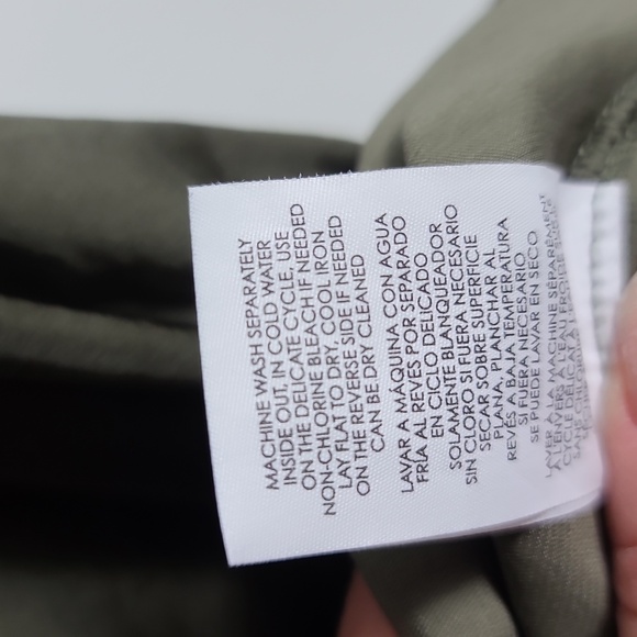 CABI Cinch Blouse Olive Green Sleeveless Tie Front Blouse Size Small - Picture 4 of 15